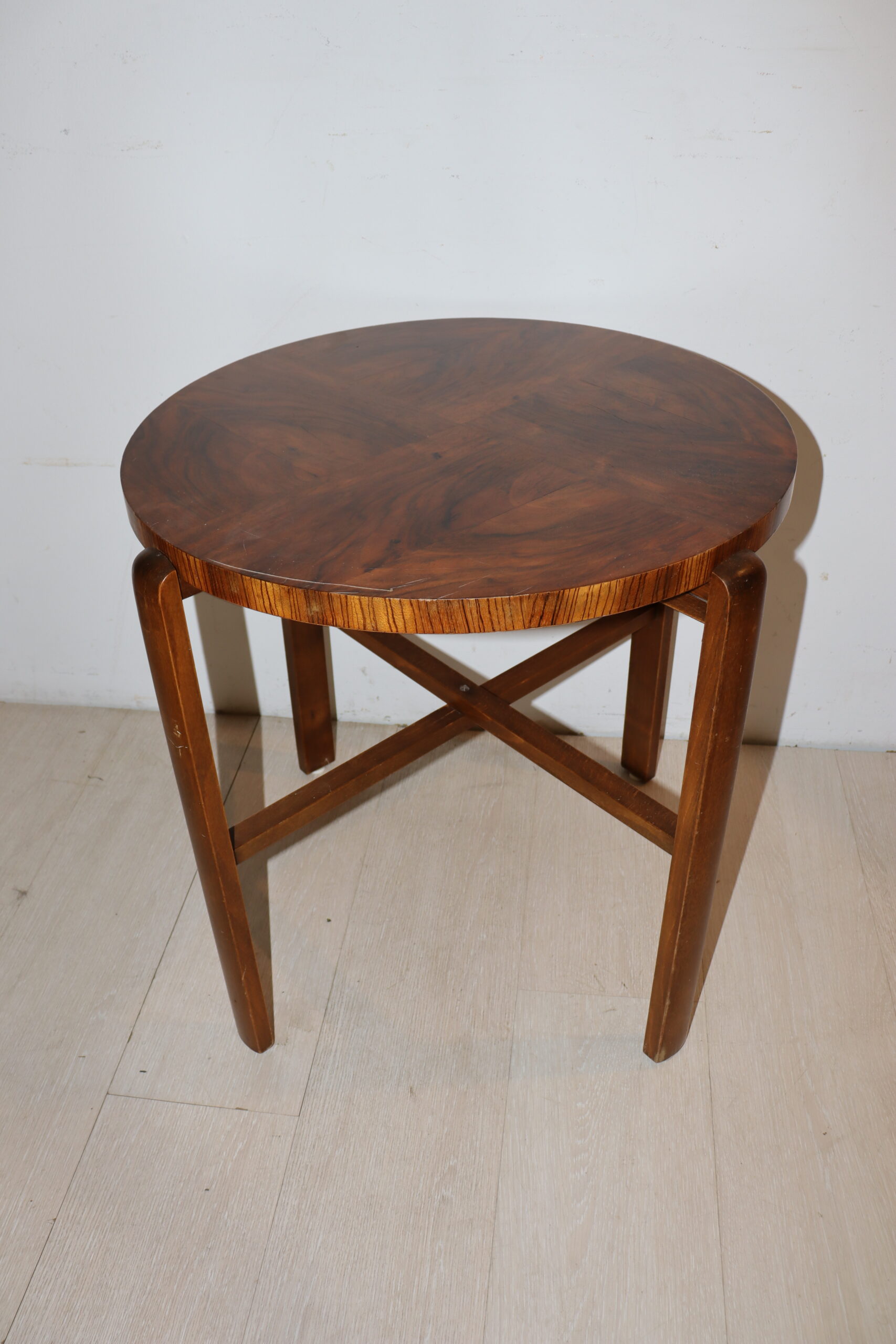 8365 Table d'appoint – Image 1