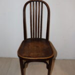 Chaise de bistrot en bois