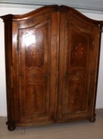 Armoire marquetée