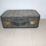 Valise vintage grise