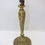 Pied de lampe en laiton