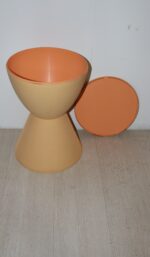 Tabouret orange Prince AHAH Design  Starck pour Kartell