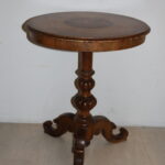 Table d'appoint marquetée