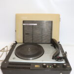 Tourne disque malette telefunken fonctionne