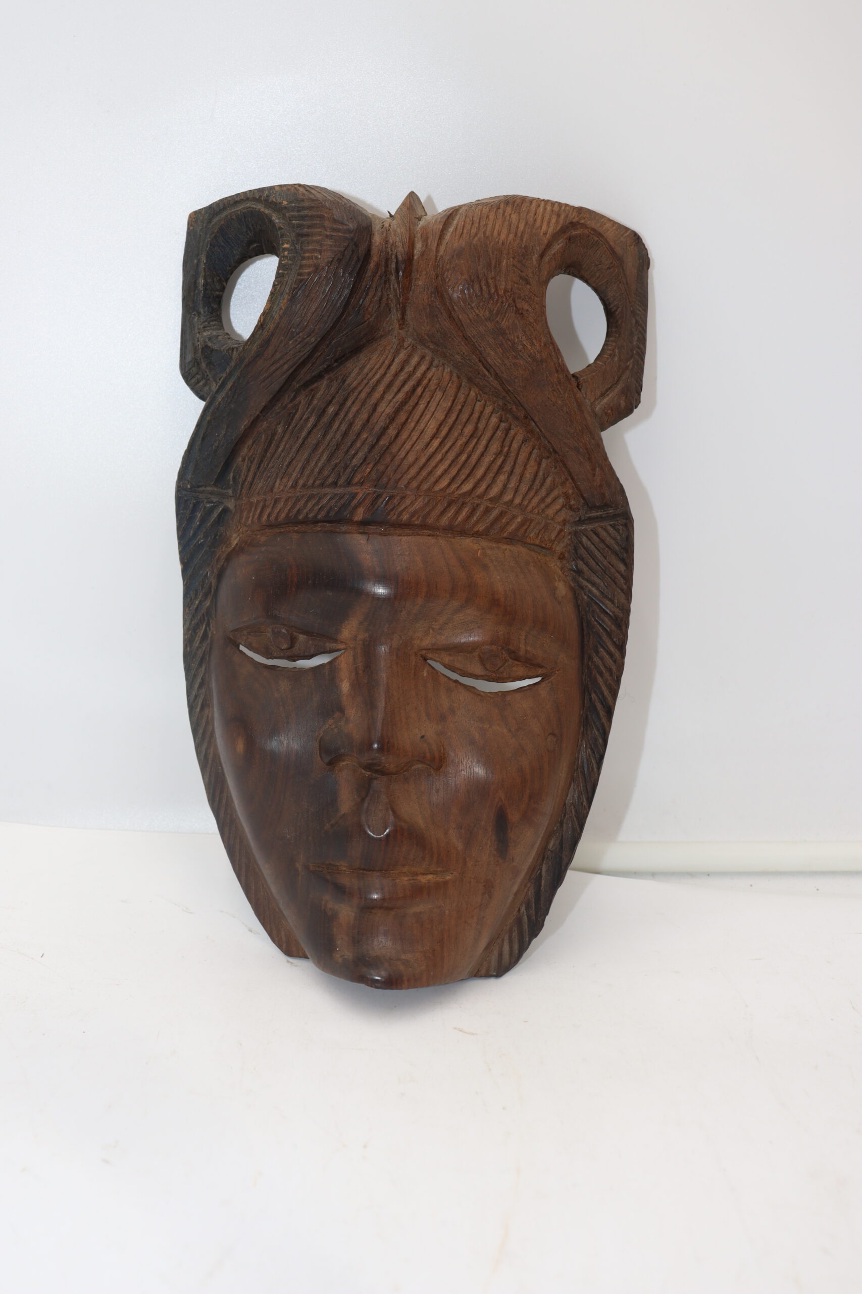 8580 Masque Africains en bois – Image 1