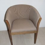 Chaise en tissu de salle à manger