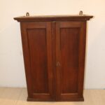 Meuble mural pour outillage