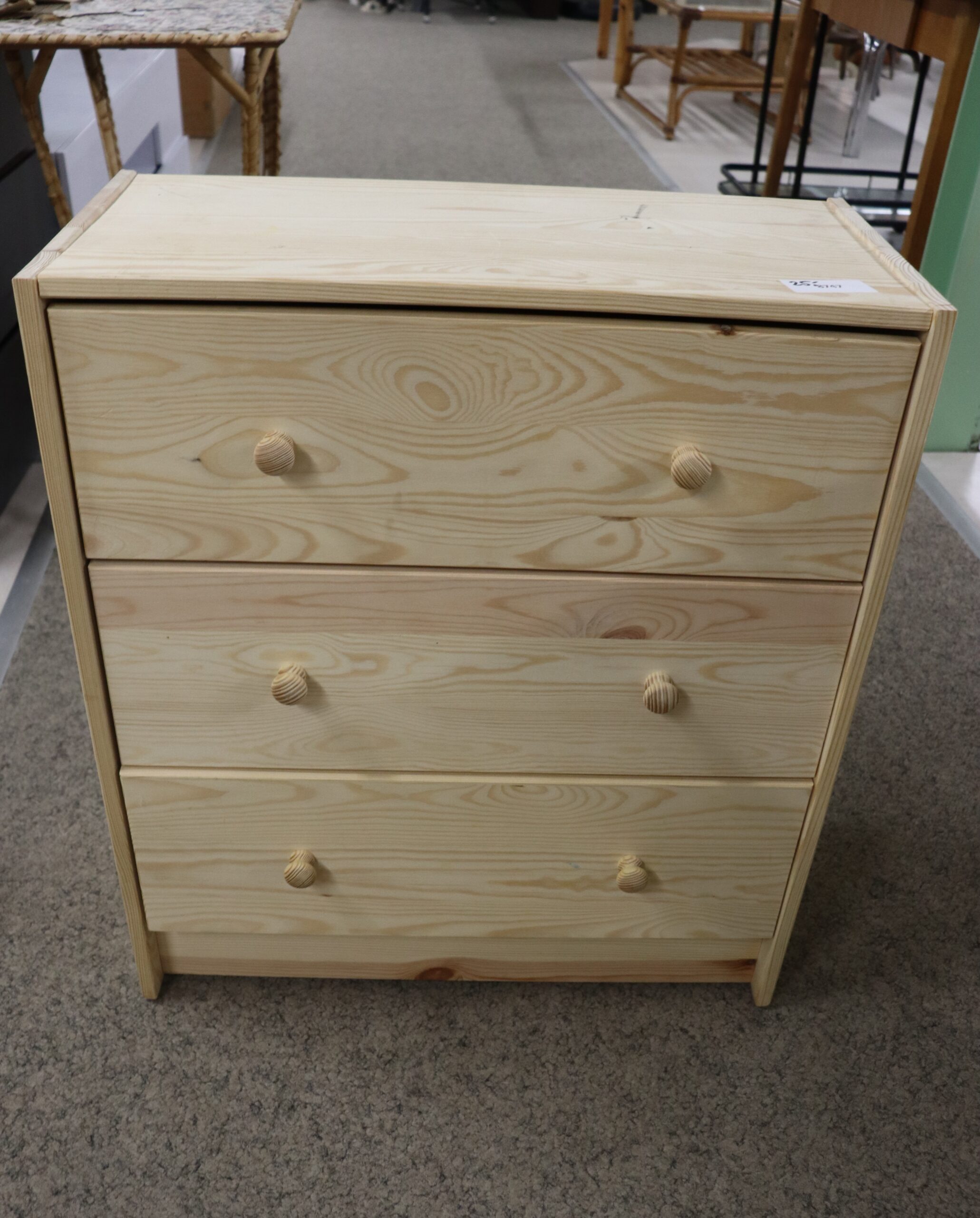8747 Petite commode – Image 1