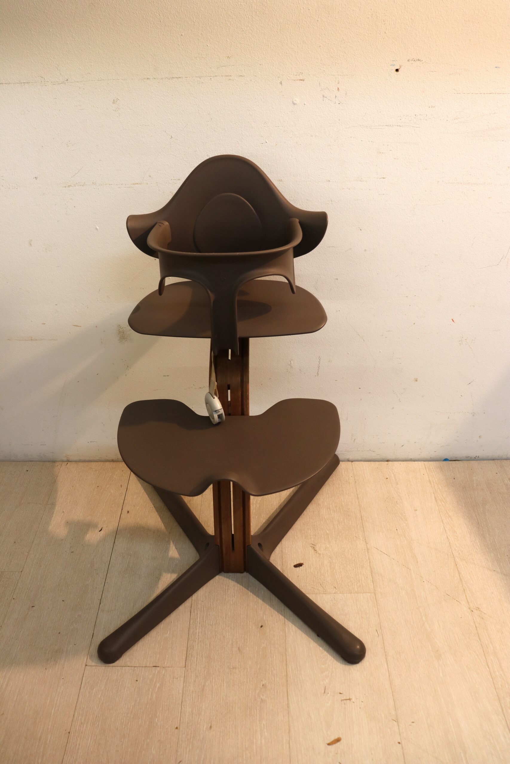 8760 Chaise enfants évolutive Stokke Nomi – Image 1