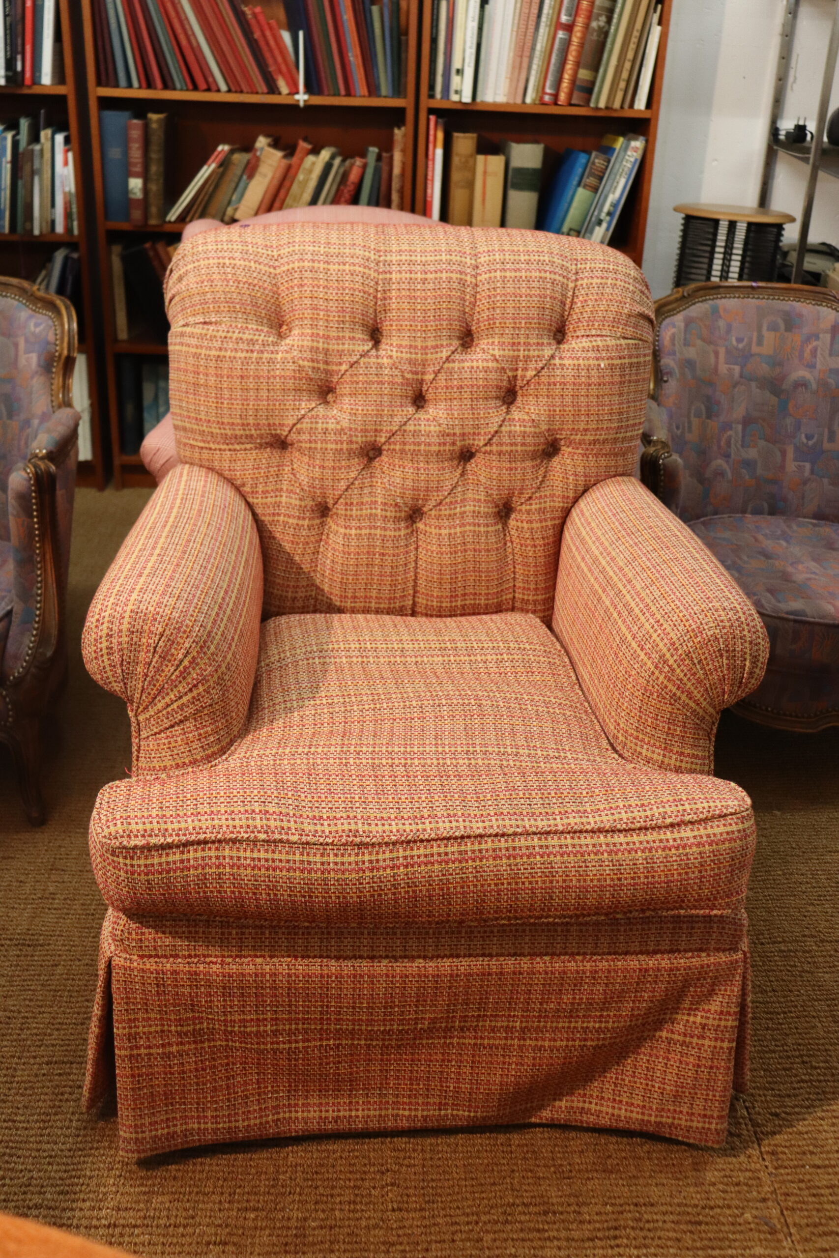 8773 Fauteuil rose – Image 1