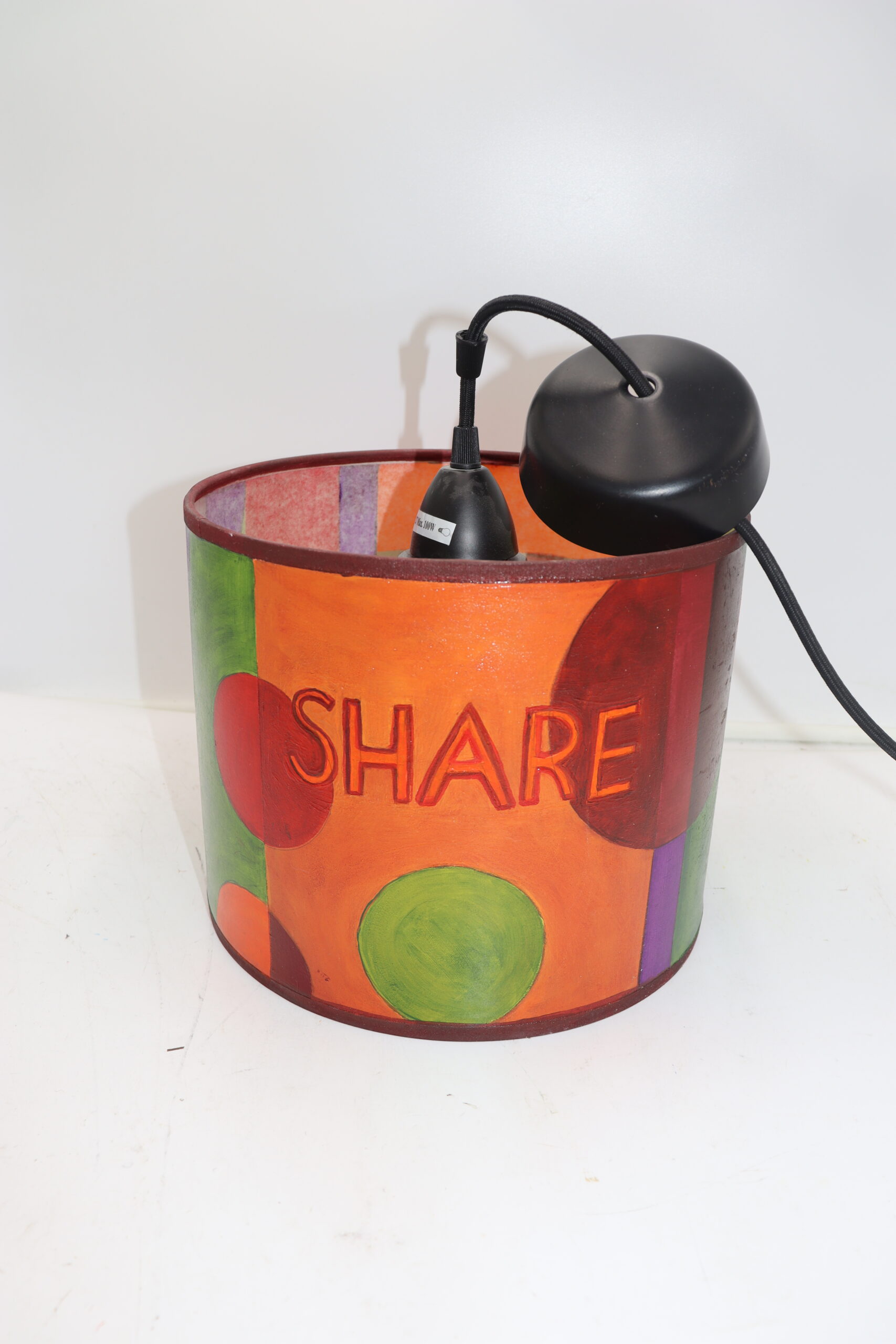 8828 Suspension colorée – Image 1