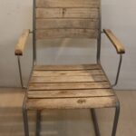 Chaise d'extérieur en bois et métal