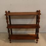 Etagère murale en bois