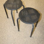 2x tabourets en métal pour l'extérieur