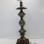 Pied de lampe en verre