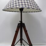 Lampe de chevet en bois
