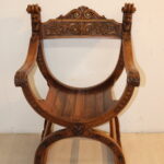 Fauteuil " Dagobert" en noyer