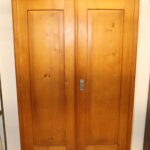 Armoire en bois