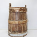 Sceau en bois rustique