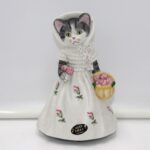 Boite à musique chat en porcelaine