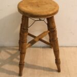 Tabouret en bois