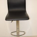 Chaise haute noire