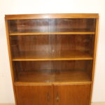 Vitrine en bois