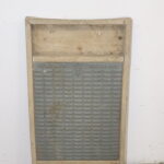 Ancienne plaque pour le nettoyage du linge