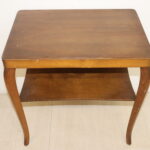 Petite table en bois