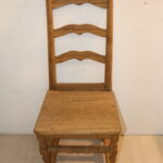 Chaise en bois
