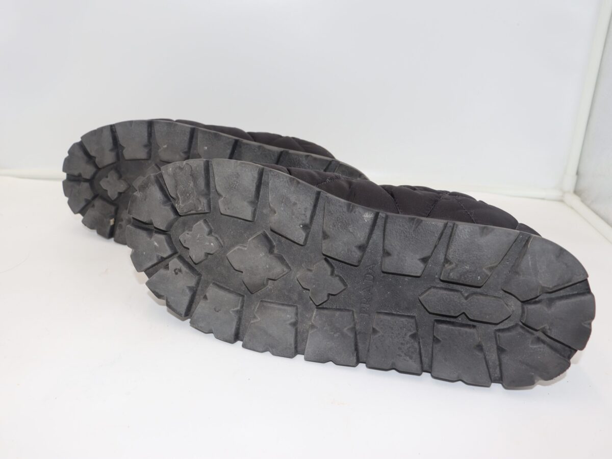Chaussures / Mules matelassées "Prada" – Image 3