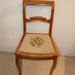 Chaise en bois