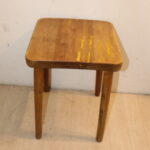 Tabouret en bois