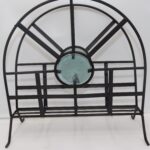 Porte revue en métal
