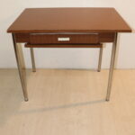 Table en formica