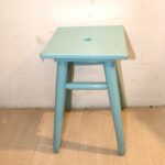 Tabouret bleu