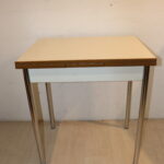 Table d'appoint