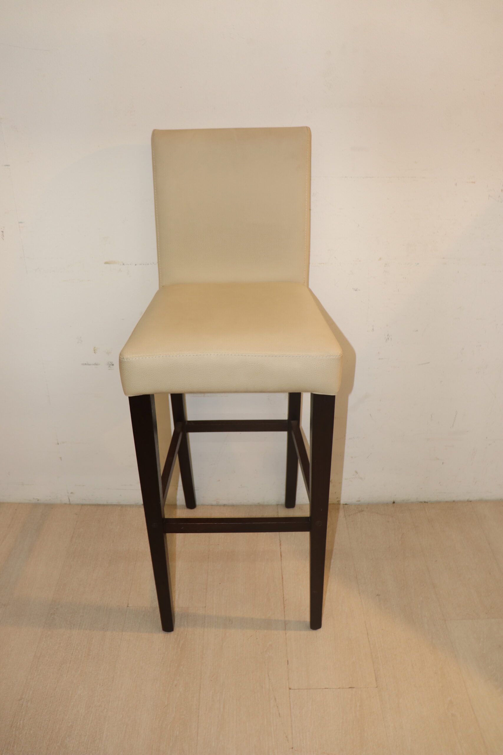 9588 Chaise de bar – Image 1