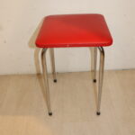 Tabouret rouge