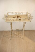 Petite table en fer forgé