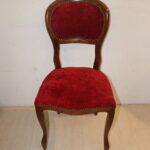 Chaise rouge
