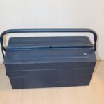 Caisse à outils en métal