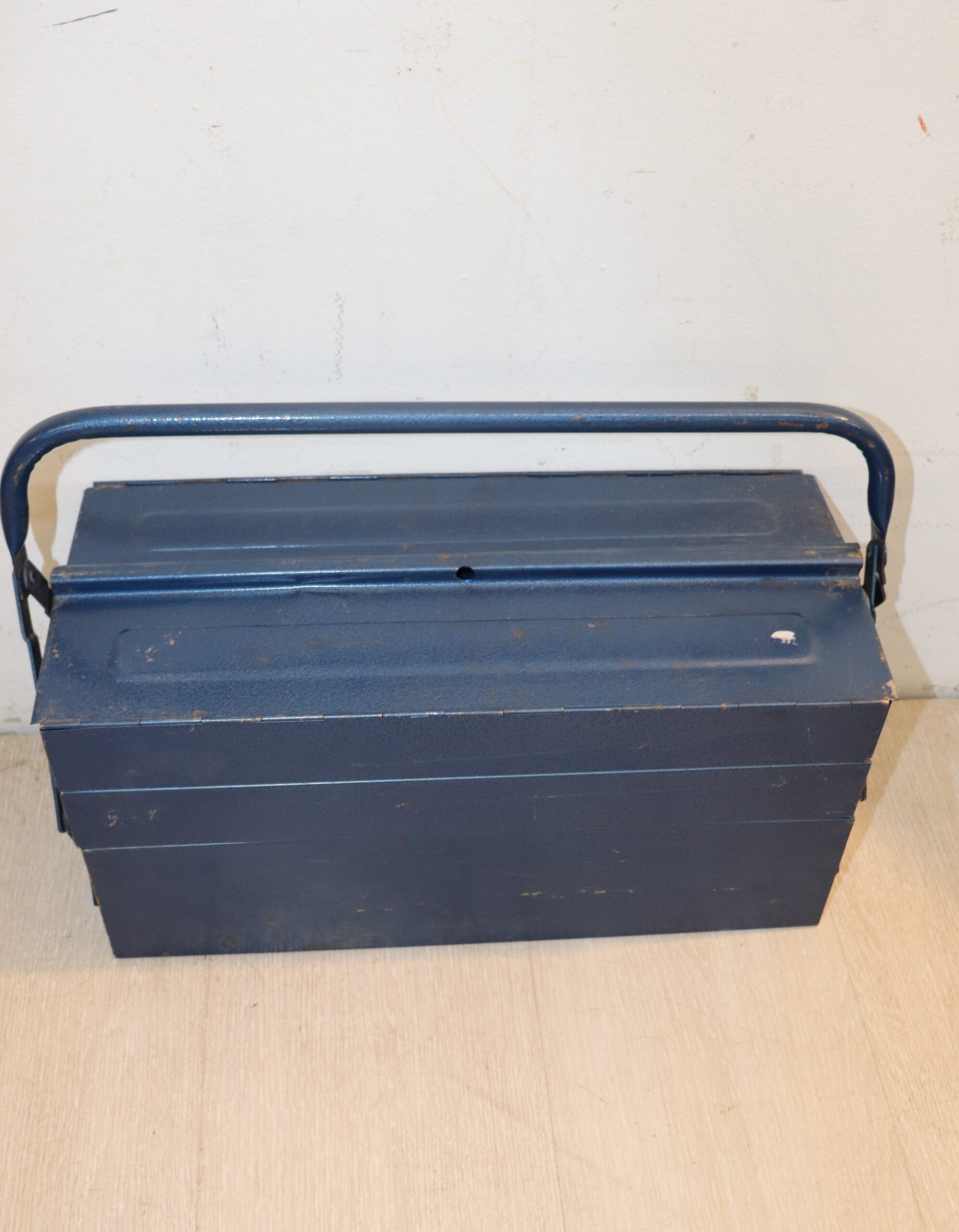 9675 Caisse à outils en métal – Image 1
