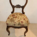 Chaise ancienne