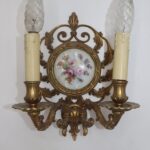 Applique avec peinture à la main