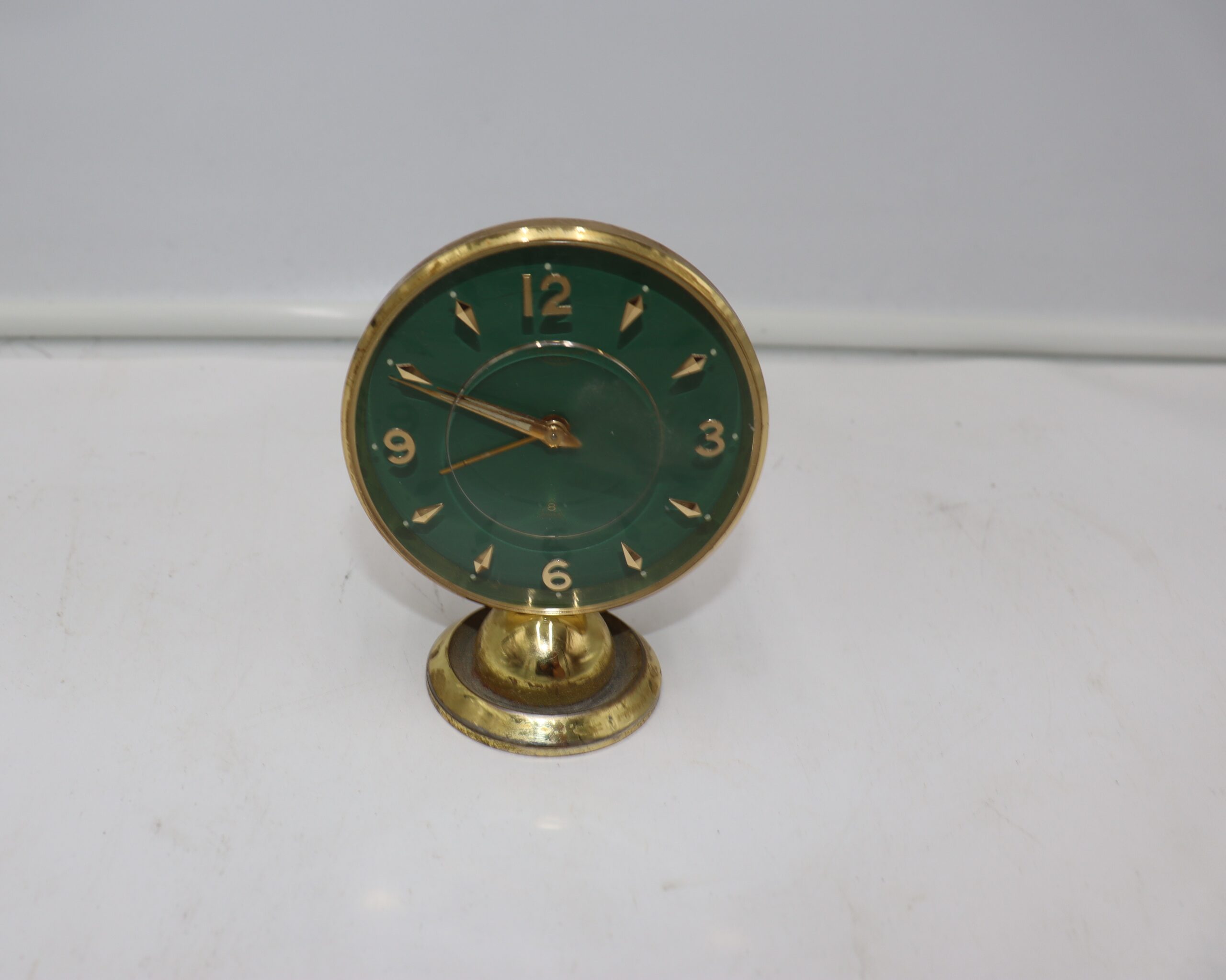 9768 Réveil Rosemont Genève – Image 1