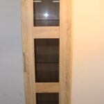 Vitrine avec miroir et portes