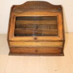 Ancienne boîte de rangement