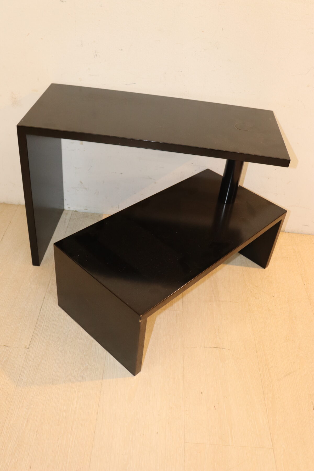 Table de salon Basello de Zanotta – Image 2