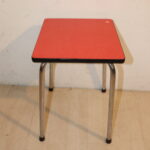 Tabouret en formica